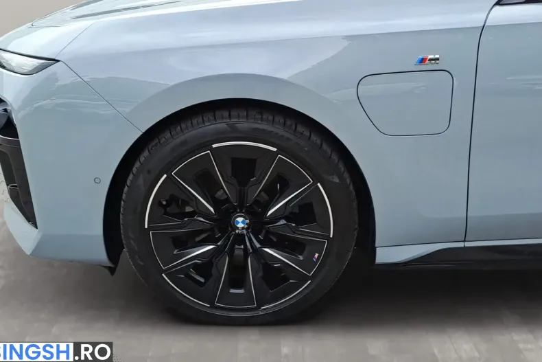 BMW 750 (Seria 7) din 2025 cu 8.864 km - oferta BMW261953 - foto 5