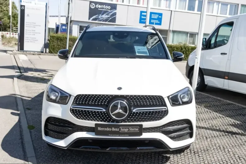 Mercedes-Benz GLE 580 (Clasa GLE) din 2023 cu 39.050 km - oferta MER261976 - foto 10