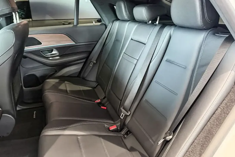 Mercedes-Benz GLE 350 (Clasa GLE) din 2021 cu 46.700 km - oferta MER261999 - foto 11
