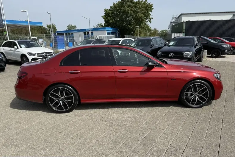 Mercedes-Benz E 300 (Clasa E) din 2022 cu 82.300 km - oferta MER262031 - foto 5