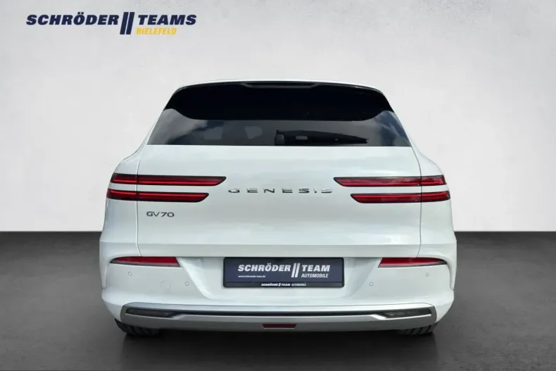 Genesis GV70 din 2024 cu 14.971 km - oferta GEN262037 - foto 4