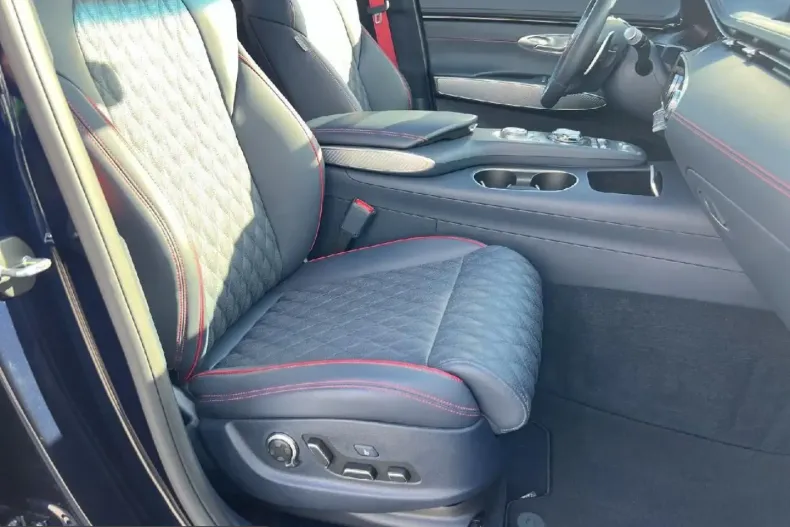 Genesis GV70 din 2024 cu 36.900 km - oferta GEN262038 - foto 8
