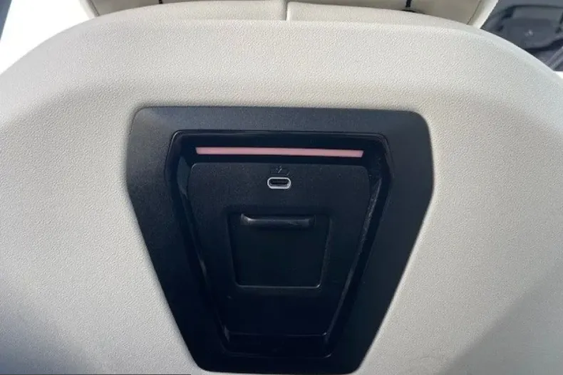BMW 540 (Seria 5) din 2025 cu 22.531 km - oferta BMW262041 - foto 12