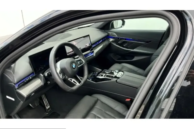 BMW 540 (Seria 5) din 2025 cu 11.907 km - oferta BMW262043 - foto 7