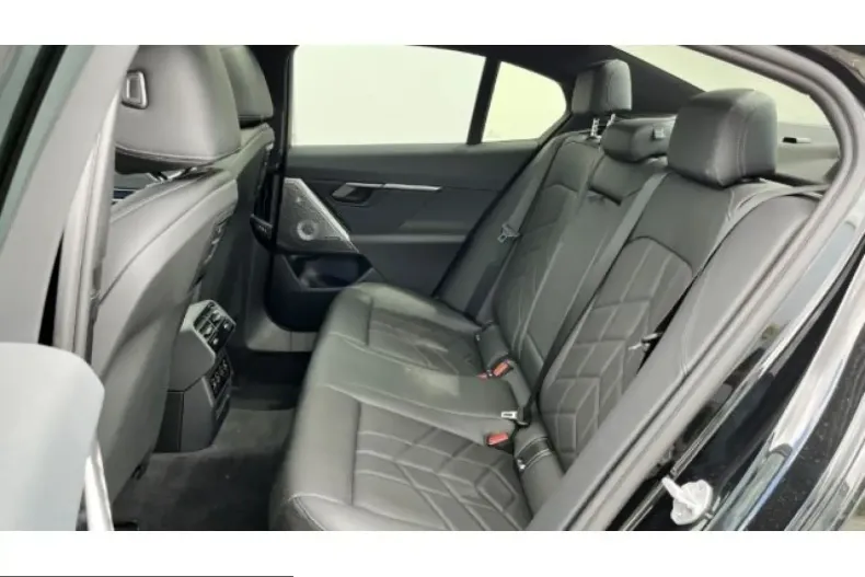 BMW 540 (Seria 5) din 2025 cu 11.907 km - oferta BMW262043 - foto 13