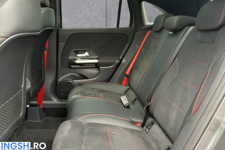 Mercedes-Benz GLA 35 AMG (Clasa GLA) din 2025 cu 7.900 km - oferta MER262048 - foto 10