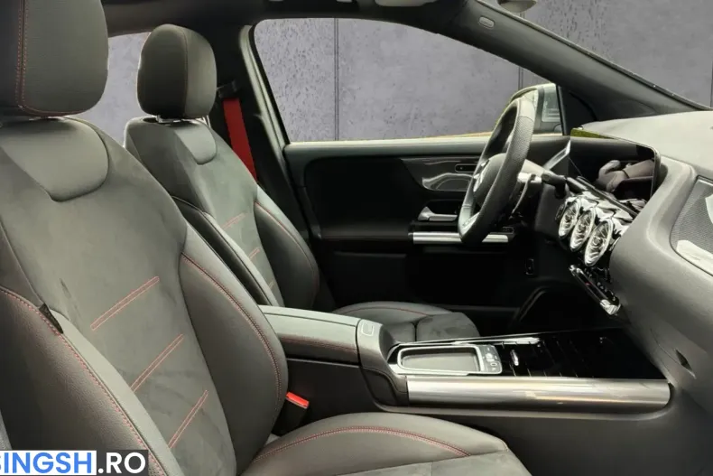 Mercedes-Benz GLA 35 AMG (Clasa GLA) din 2025 cu 7.900 km - oferta MER262048 - foto 13