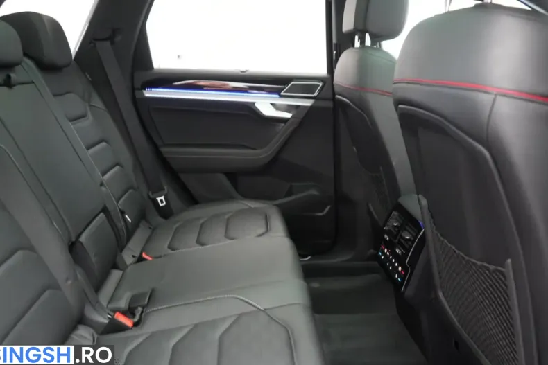 Volkswagen Touareg din 2023 cu 95.000 km - oferta VOL262056 - foto 13