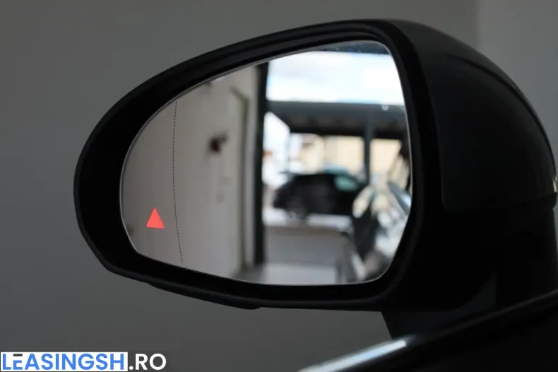 Mercedes-Benz GLC 300 (Clasa GLC) din 2025 cu 29.930 km - oferta MER262058 - foto 22