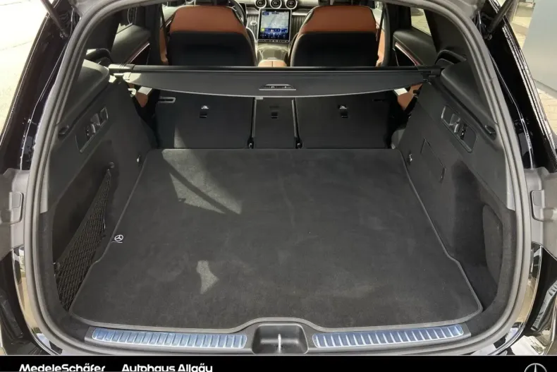 Mercedes-Benz GLC 200 (Clasa GLC) din 2025 cu 11.470 km - oferta MER262062 - foto 10