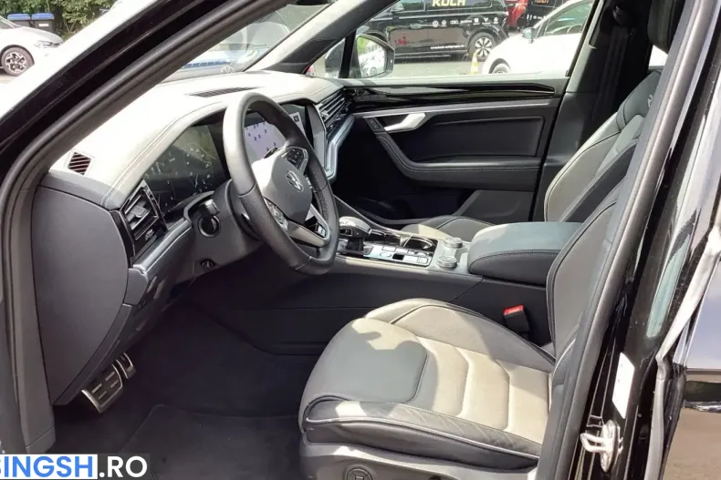 Volkswagen Touareg din 2025 cu 4.800 km - oferta VOL262063 - foto 9