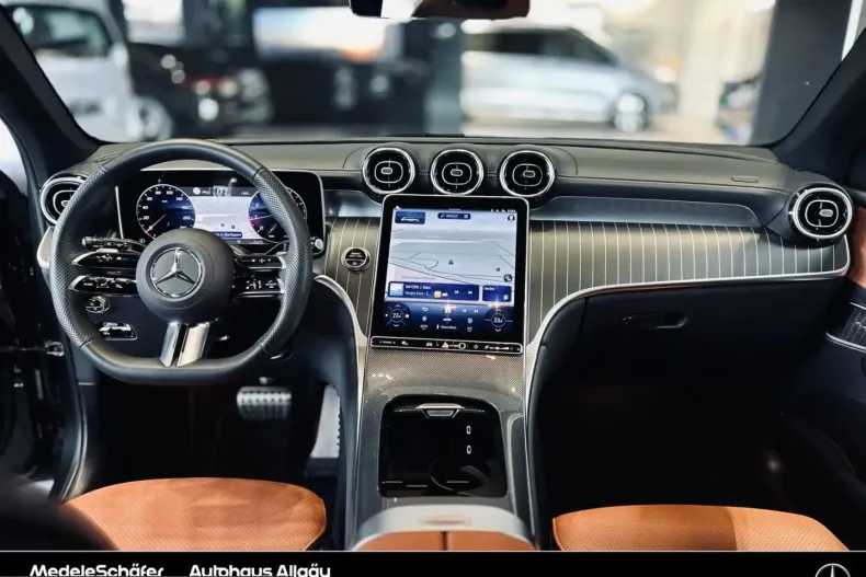 Mercedes-Benz GLC 200 (Clasa GLC) din 2025 cu 11.520 km - oferta MER262064 - foto 6