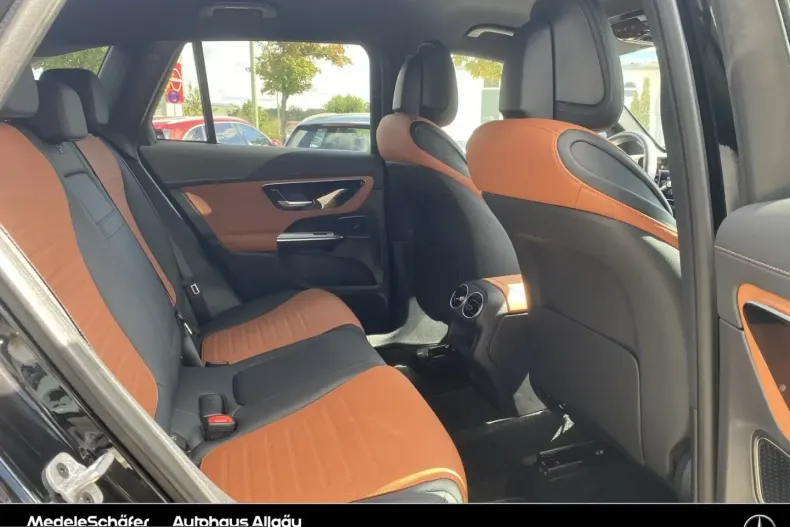 Mercedes-Benz GLC 200 (Clasa GLC) din 2025 cu 12.270 km - oferta MER262066 - foto 11