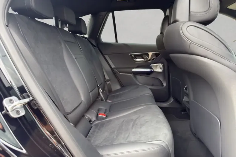 Mercedes-Benz GLC 200 (Clasa GLC) din 2025 cu 22.200 km - oferta MER262070 - foto 20