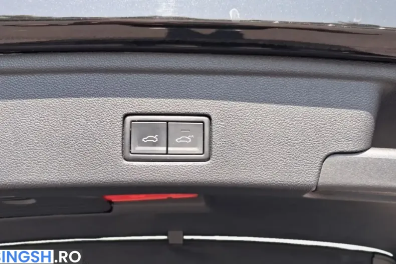 Volkswagen Touareg din 2022 cu 81.720 km - oferta VOL262077 - foto 18