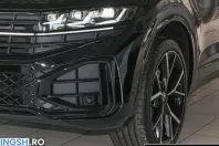 Volkswagen Touareg din 2025 cu 9.990 km - oferta VOL262080 - foto 3