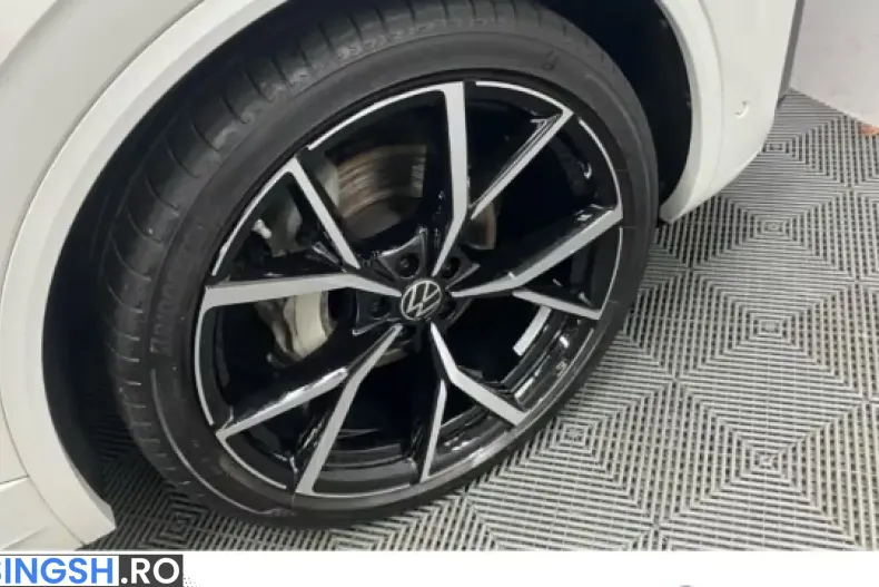 Volkswagen Touareg din 2025 cu 25.092 km - oferta VOL262084 - foto 4