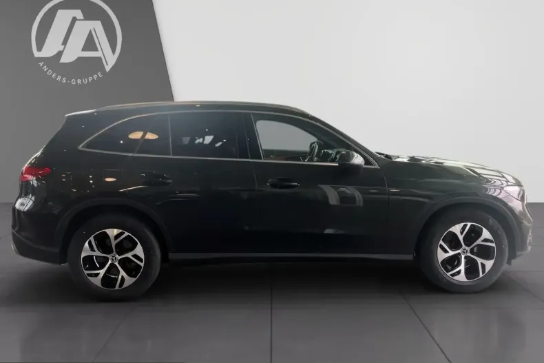 Mercedes-Benz GLC 200 (Clasa GLC) din 2025 cu 9.910 km - oferta MER262097 - foto 4