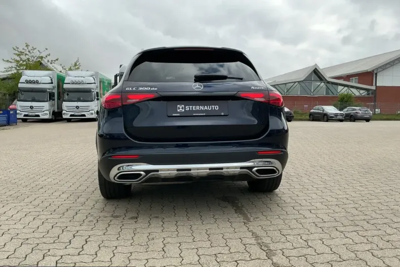 Mercedes-Benz GLC 300 (Clasa GLC) din 2023 cu 35.396 km - oferta MER262098 - foto 13
