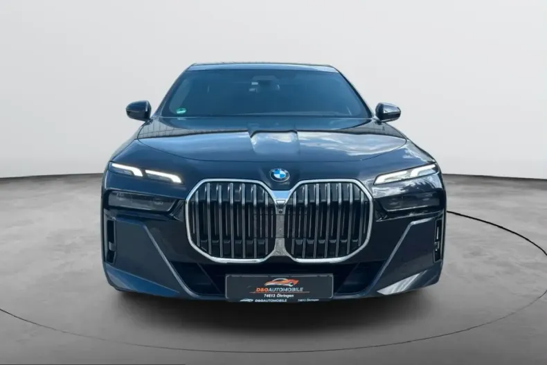 BMW 740 (Seria 7) din 2023 cu 139.000 km - oferta BMW262113 - foto 3