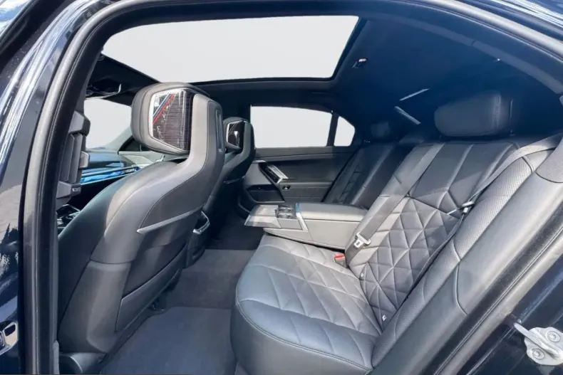 BMW 740 (Seria 7) din 2023 cu 139.000 km - oferta BMW262113 - foto 12