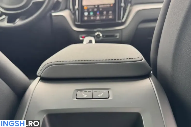 Volvo XC60 din 2025 cu 15.450 km - oferta VOL262137 - foto 19