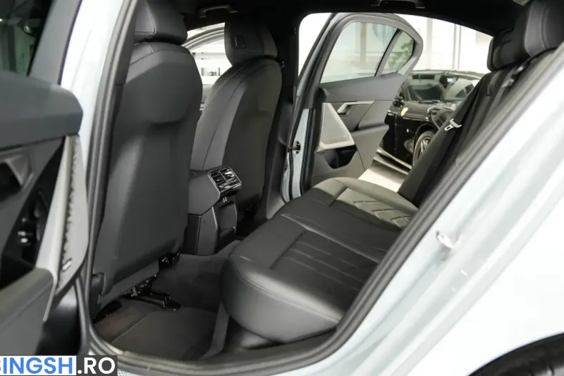 BMW 520 (Seria 5) din 2026 cu 5.430 km - oferta BMW262143 - foto 14