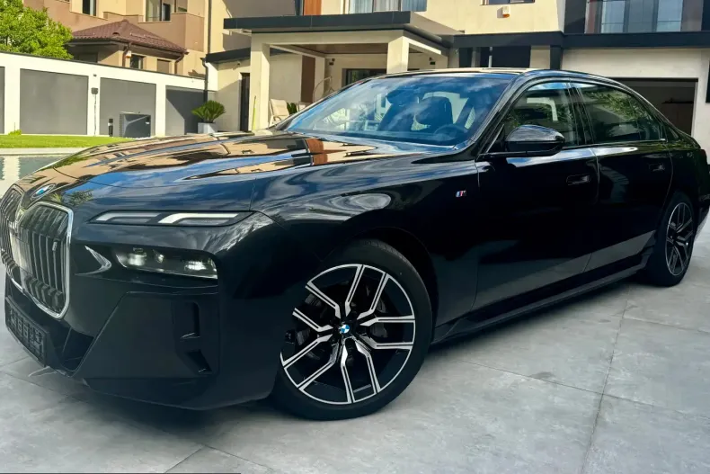 BMW i7 (Seria 7) din 2023 cu 45.000 km - oferta BMW262145 - foto 3