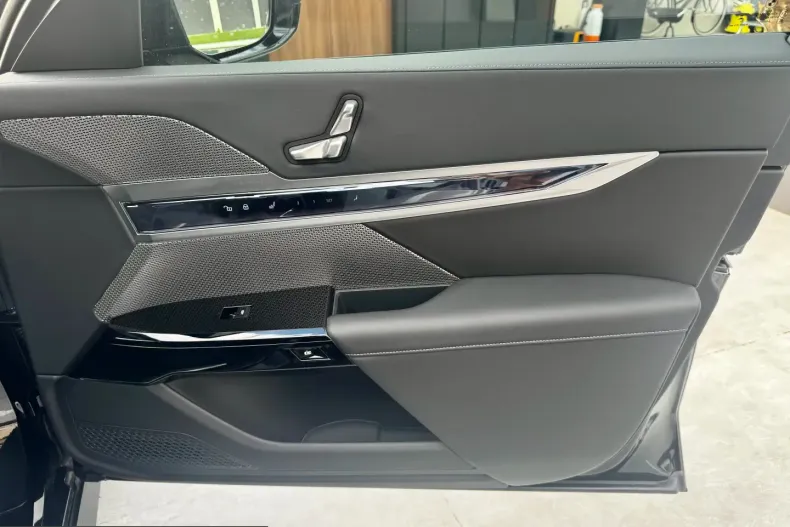BMW i7 (Seria 7) din 2023 cu 45.000 km - oferta BMW262145 - foto 27