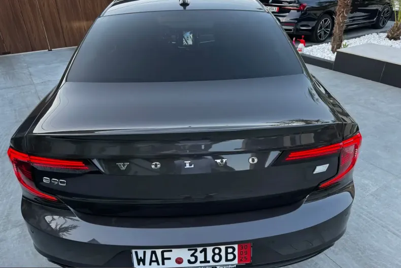 Volvo S90 din 2024 cu 37.000 km - oferta VOL262149 - foto 28