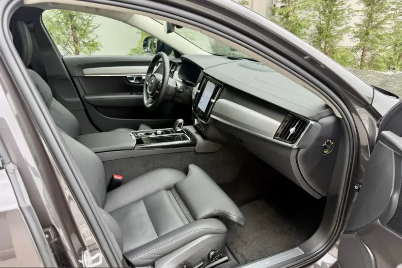 Volvo S90 din 2024 cu 37.000 km - oferta VOL262149 - foto 32