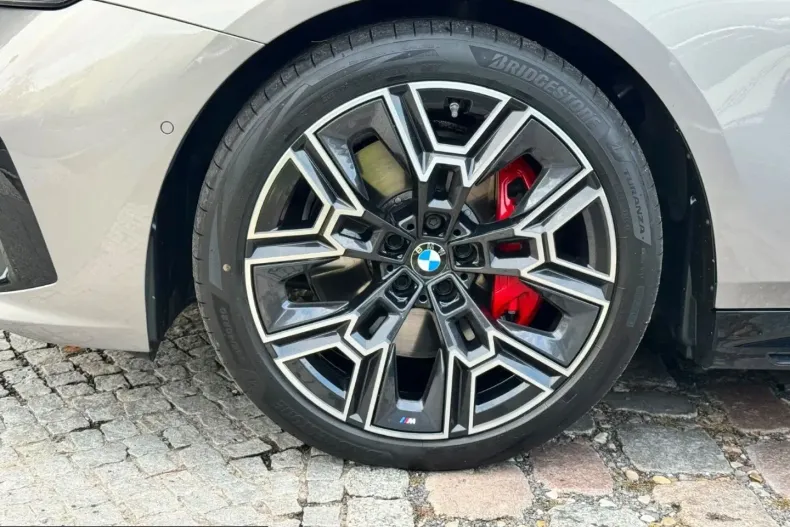 BMW 540 (Seria 5) din 2025 cu 70.000 km - oferta BMW262167 - foto 17