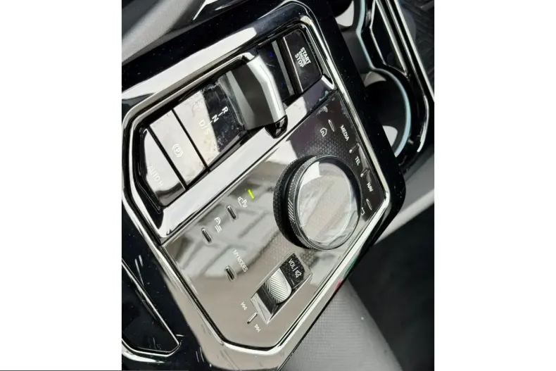 BMW 540 (Seria 5) din 2025 cu 70.000 km - oferta BMW262167 - foto 26