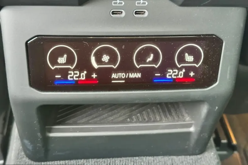 BMW 540 (Seria 5) din 2025 cu 70.000 km - oferta BMW262167 - foto 29