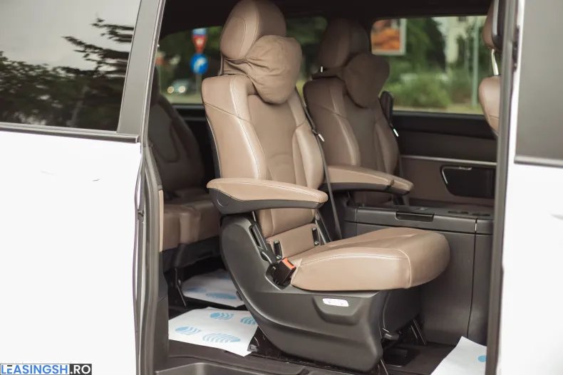 Mercedes-Benz V 300 (Clasa V) din 2022 cu 82.558 km - oferta MER262199 - foto 6