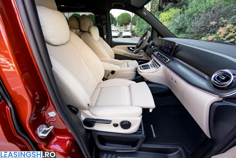 Mercedes-Benz V 300 (Clasa V) din 2024 cu 6.800 km - oferta MER262201 - foto 39