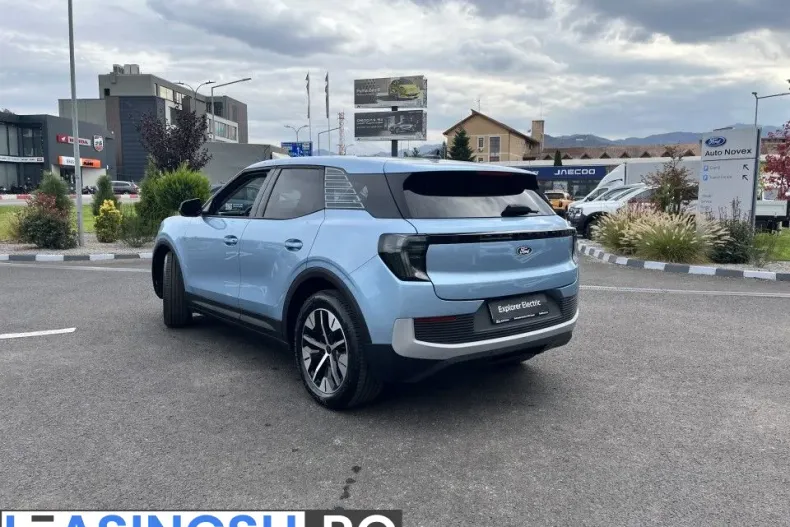 Ford Explorer din 2026 cu 1 km - oferta FOR262209 - foto 3
