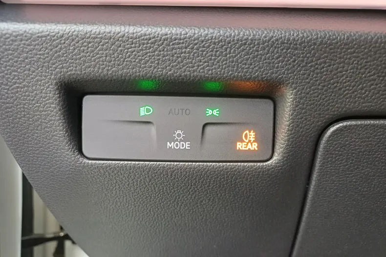 Volkswagen Passat din 2024 cu 9.951 km - oferta VOL262210 - foto 9