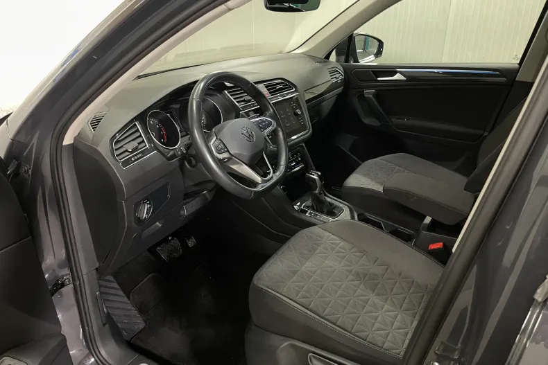 Volkswagen Tiguan din 2022 cu 60.133 km - oferta VOL262248 - foto 5
