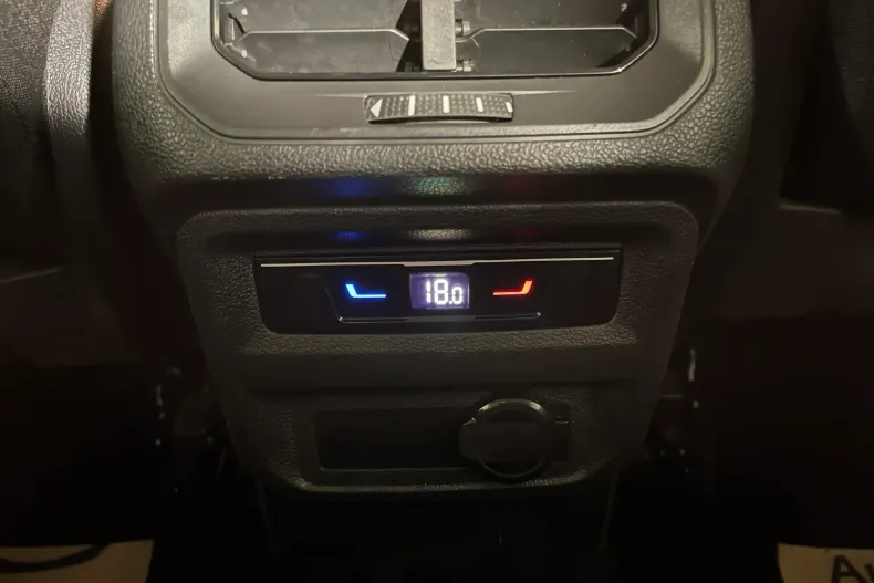 Volkswagen Tiguan din 2022 cu 60.133 km - oferta VOL262248 - foto 20