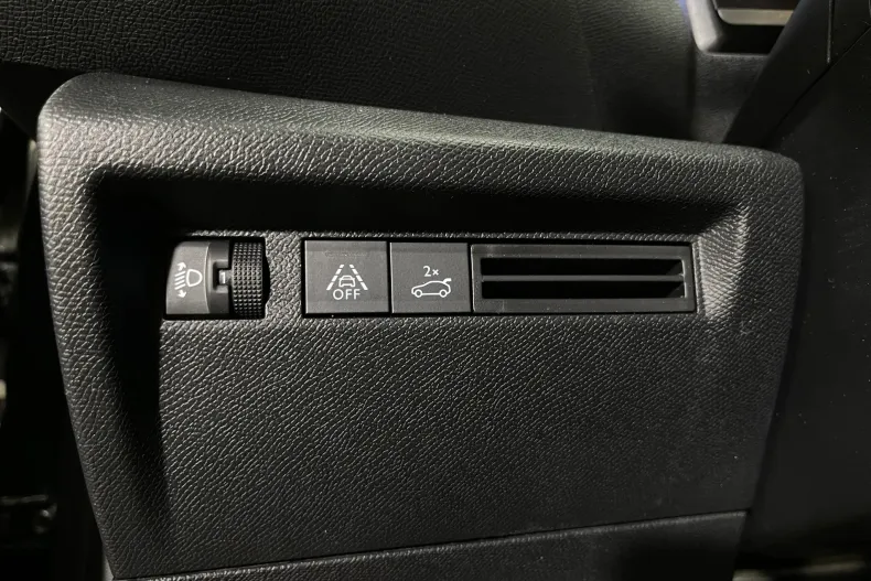 Citroën C4 X din 2023 cu 87.163 km - oferta CIT262253 - foto 21