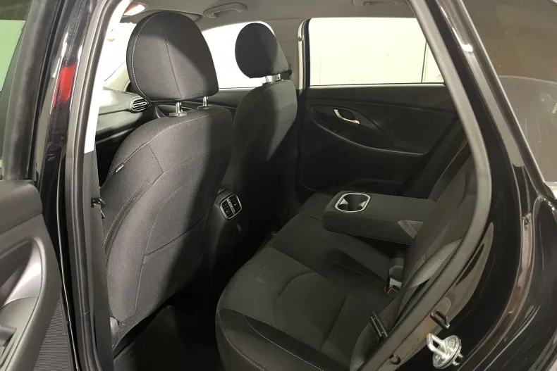 Hyundai i30 din 2021 cu 121.851 km - oferta HYU262260 - foto 11