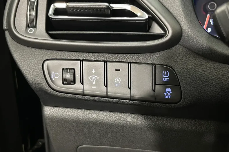 Hyundai i30 din 2021 cu 121.851 km - oferta HYU262260 - foto 20