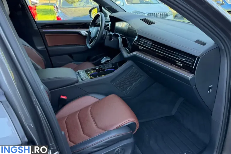 Volkswagen Touareg din 2023 cu 52.000 km - oferta VOL262271 - foto 23