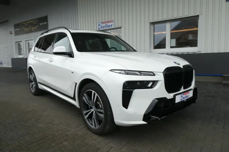 BMW X7 (Seria X) din 2024 cu 51.962 km - oferta BMW262306 - foto 1