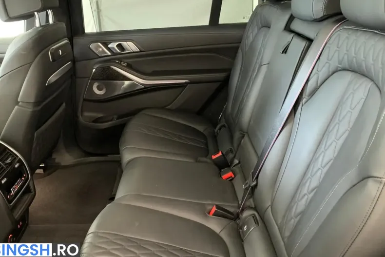 BMW X7 (Seria X) din 2024 cu 44.700 km - oferta BMW262343 - foto 6