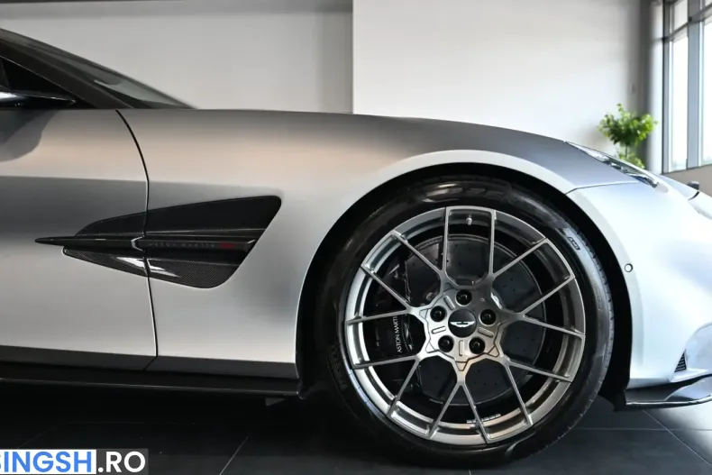Aston Martin Vanquish din 2025 cu 10.720 km - oferta AST262355 - foto 19