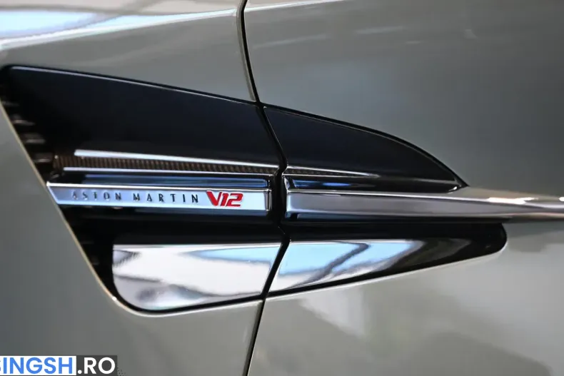 Aston Martin Vanquish din 2025 cu 13.500 km - oferta AST262357 - foto 17