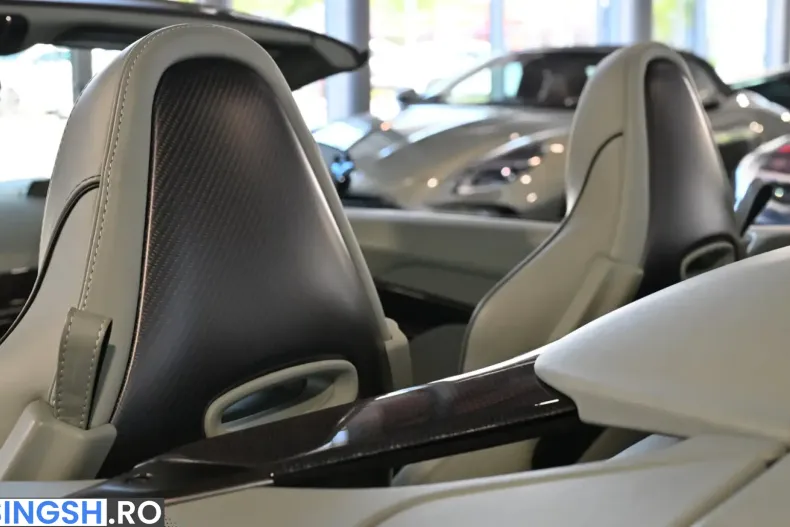 Aston Martin Vanquish din 2025 cu 13.500 km - oferta AST262357 - foto 22