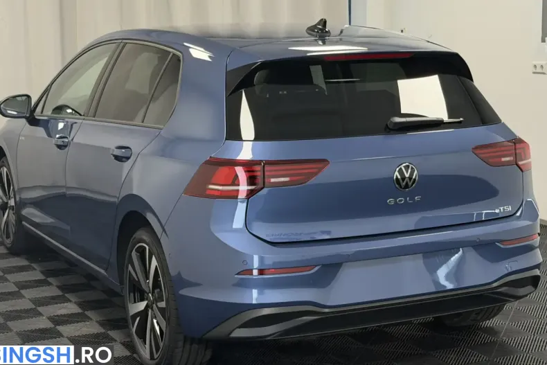 Volkswagen Golf din 2026 cu 51 km - oferta VOL262358 - foto 3